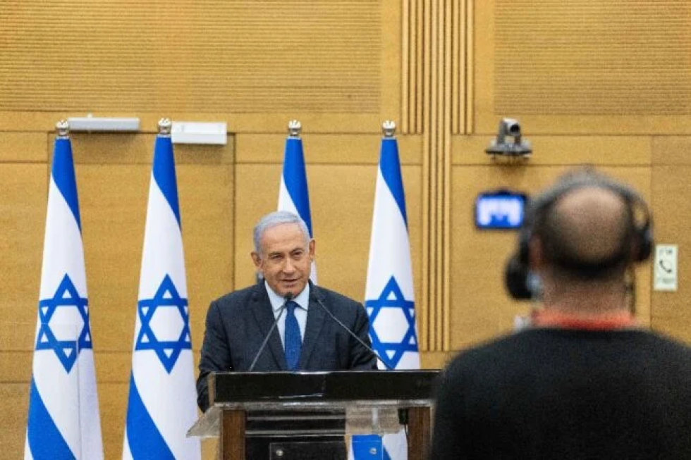 Opositores negocian alianza para sacar del poder a Netanyahu