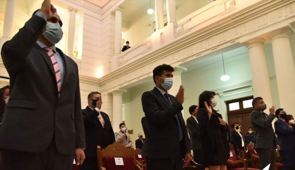 Gobierno denuncia ‘desacato’ del TSJ a la Constitución y otras normas tras posesión de nuevos vocales