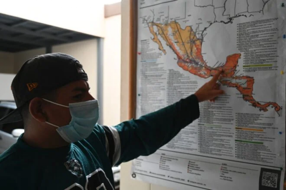 Mientras llegan soluciones, migrantes en Guatemala siguen con la meta de llegar a EEUU