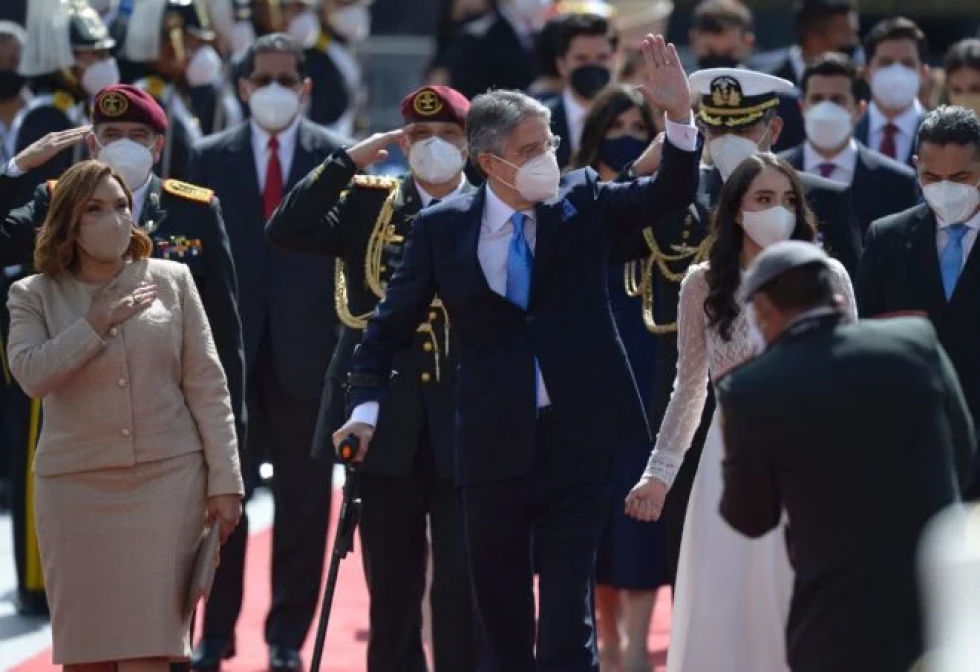 El presidente de Ecuador se someterá a operación de “mediana complejidad” en EEUU
