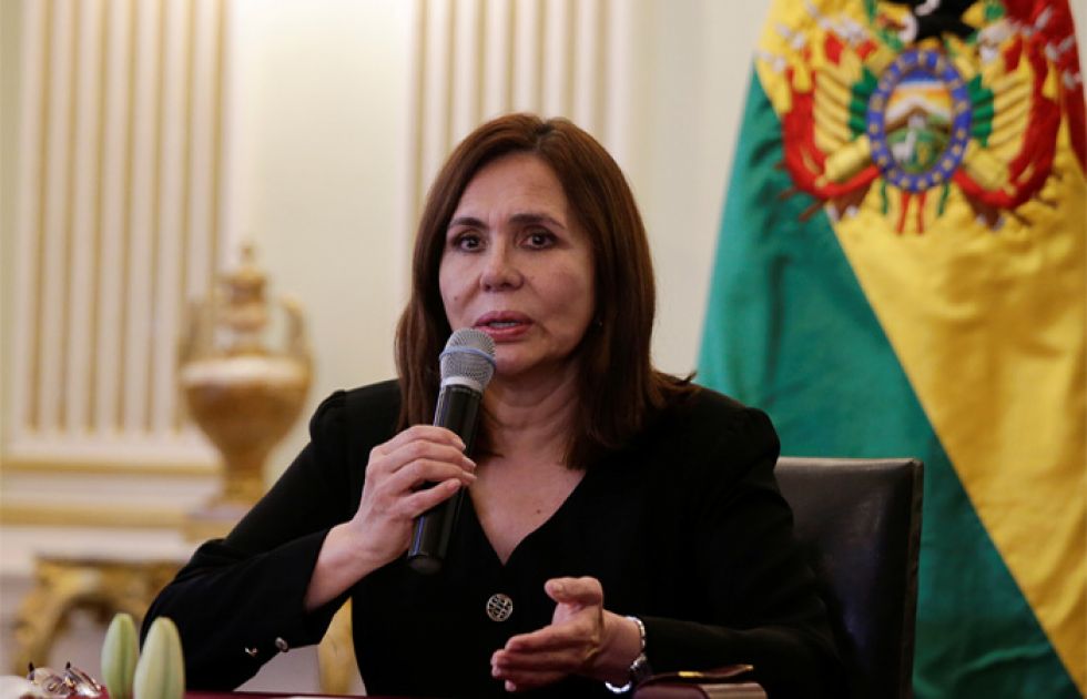 La excanciller Longaric declaró ante la Fiscalía vía zoom por caso Murillo-gases lacrimógenos