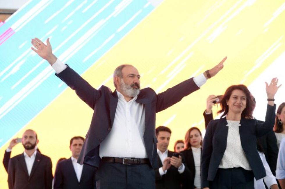 El primer ministro gana las legislativas en Armenia pese a la derrota militar ante Azerbaiyán