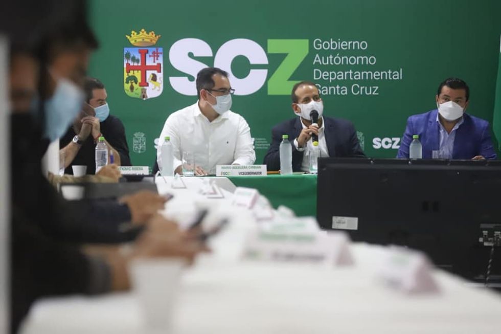 Santa Cruz restringe la circulación personas y vehículos desde las 23.00 hasta las 05.00 de lunes a viernes