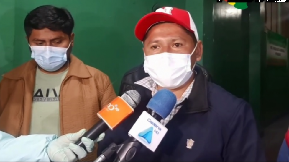 Fiscalía cita a declarar a Lluta por presunta desobediencia y Adepcoca anuncia movilizaciones