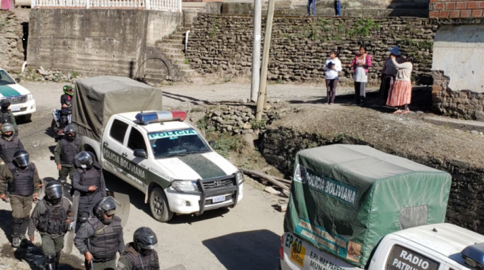 Gobierno convoca a sectores afines al MAS para solucionar conflicto de Adepcoca