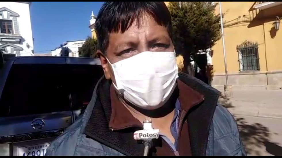Advierten la existencia de grupos que se oponen a la vacunación