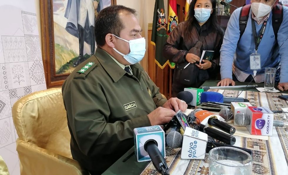 Interpol-Bolivia revela que se tramita búsqueda internacional de excomandantes y otras exautoridades