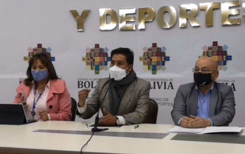 Ministerio de Salud evalúa posible ingreso de variante delta del coronavirus al país