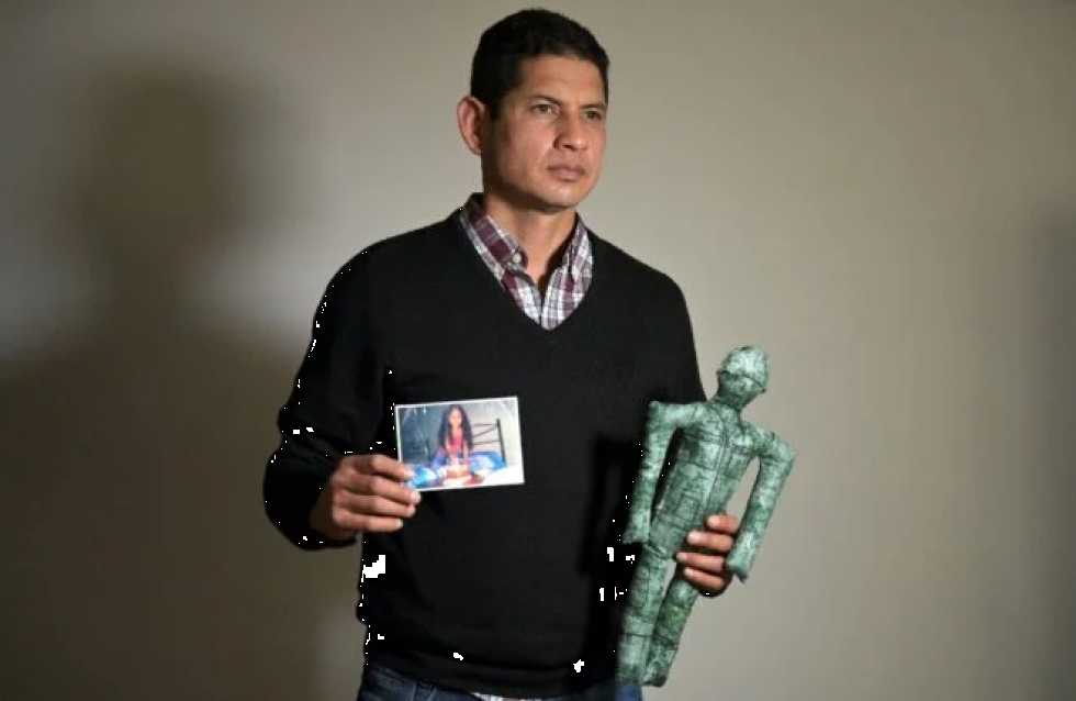 Los rehenes y sus objetos: un museo cuenta la infamia del secuestro en Colombia