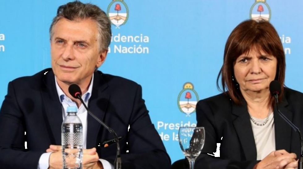 Gobierno argentino denuncia ante la justicia al expresidente Macri por caso "material bélico"