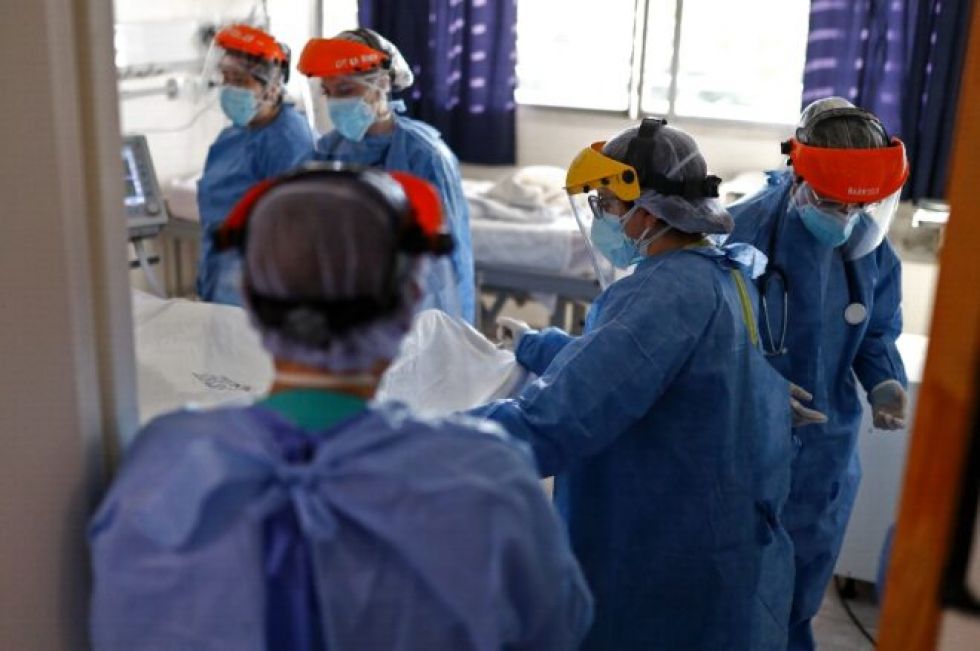 Argentina supera los 100.000 muertos por covid-19