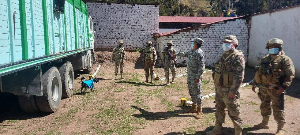 Ministerio de Defensa cambia a todo el personal de lucha contra el contrabando tras irregularidades de militares