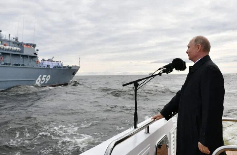 Putin elogia a la flota rusa, capaz de destruir “cualquier objetivo”