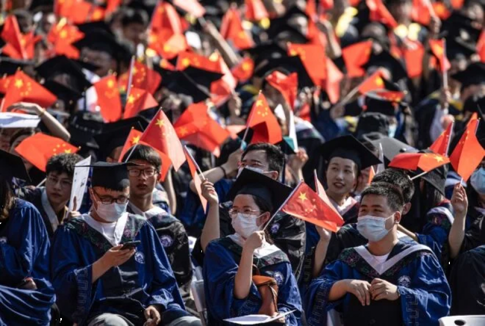 China endurece el tono contra el lucrativo sector educativo privado