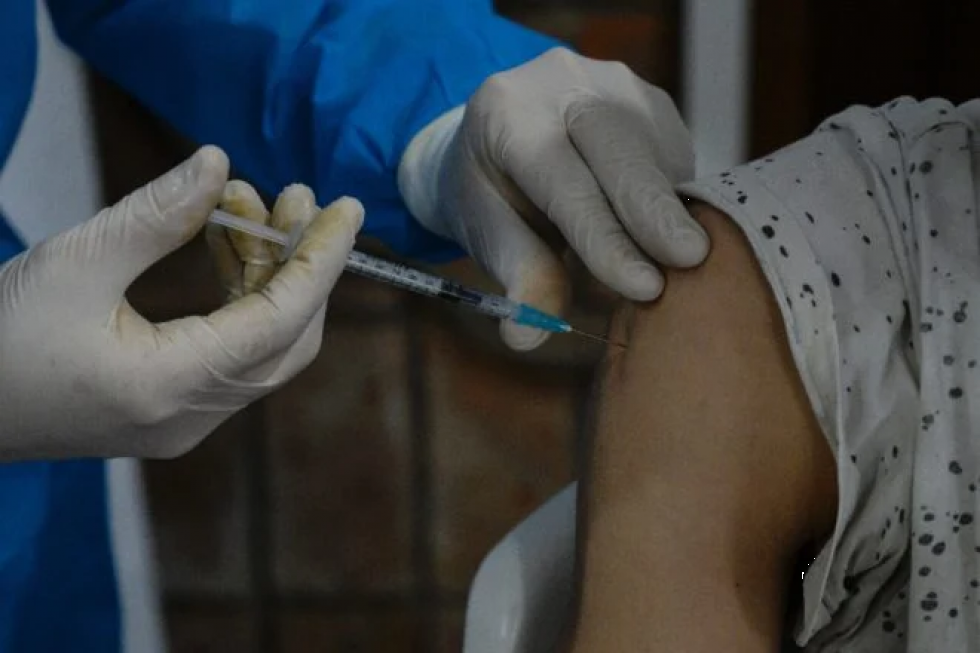 Uruguay ofrece tercera dosis de Pfizer a todos los vacunados con Coronavac