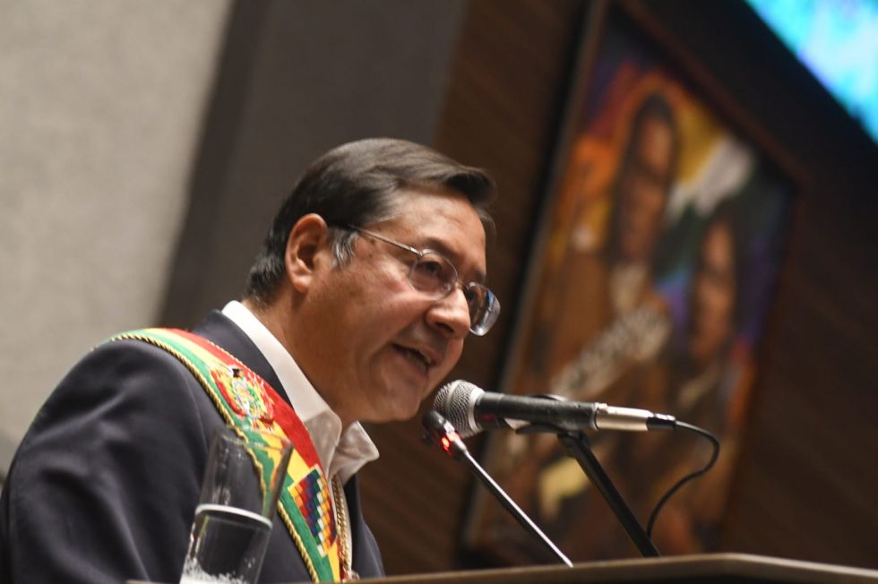 Arce afirma que hay ‘grupos minoritarios’ que quieren desestabilizar al país y que el pueblo no lo permitirá