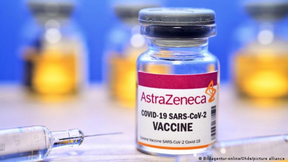 Arce anuncia que el miércoles llegan 153.600 vacunas de AstraZeneca donadas por Suecia