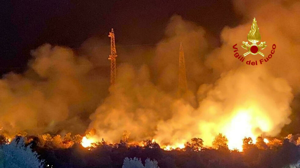 Los bomberos se enfrentan a más de 500 incendios por pico de calor en Italia