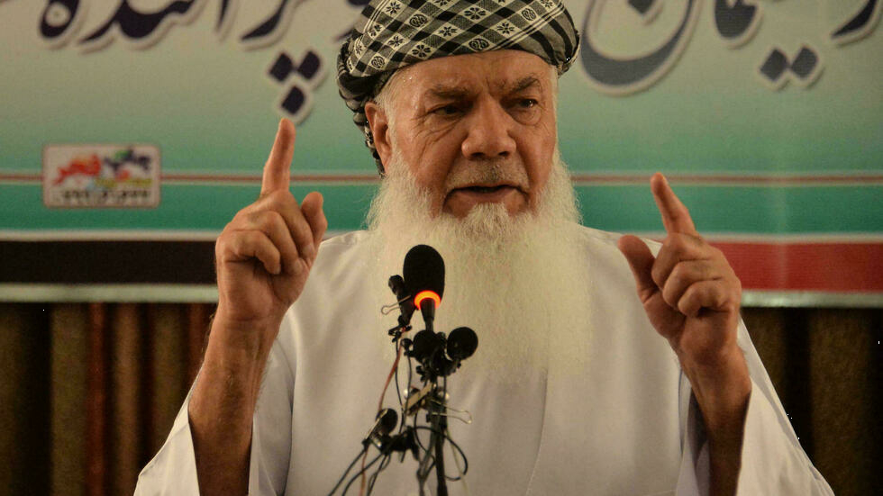 El "León de Herat", señor de la guerra afgano, se rinde ante los talibanes
