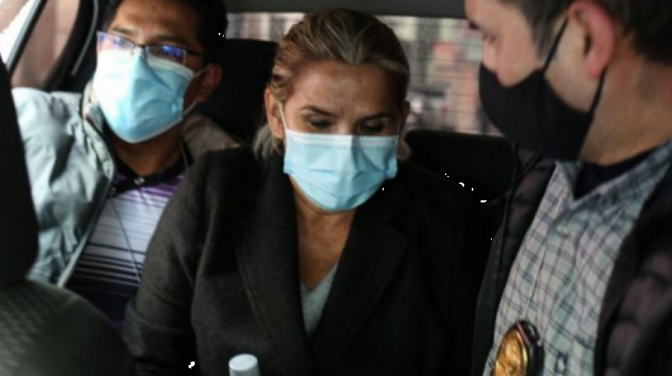La APDHB pide al Ministerio Público que Jeanine Añez se defienda en libertad