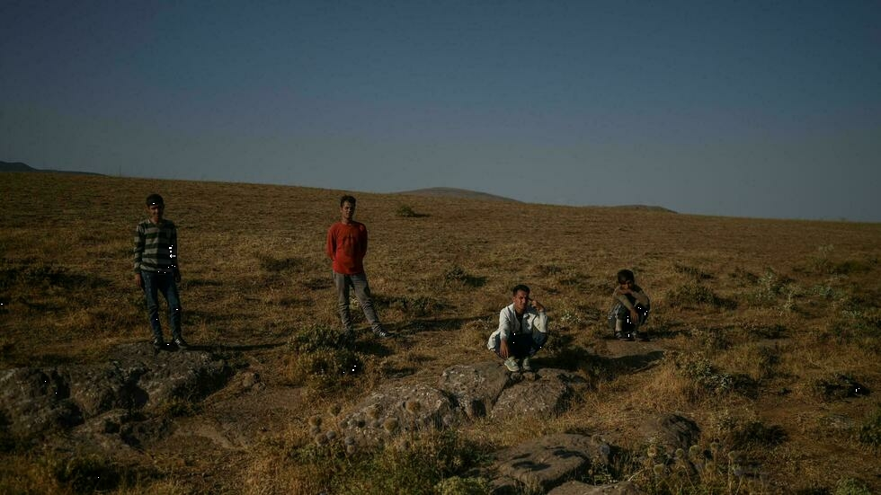 Edifican un nuevo muro para frenar a los migrantes afganos despunta en Turquía