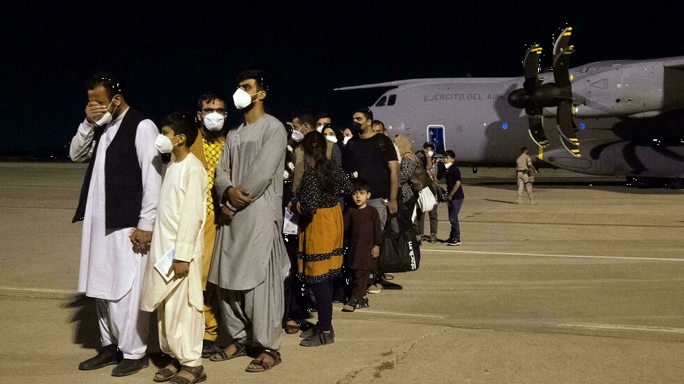 Aterriza en España el primer avión con evacuados de Afganistán