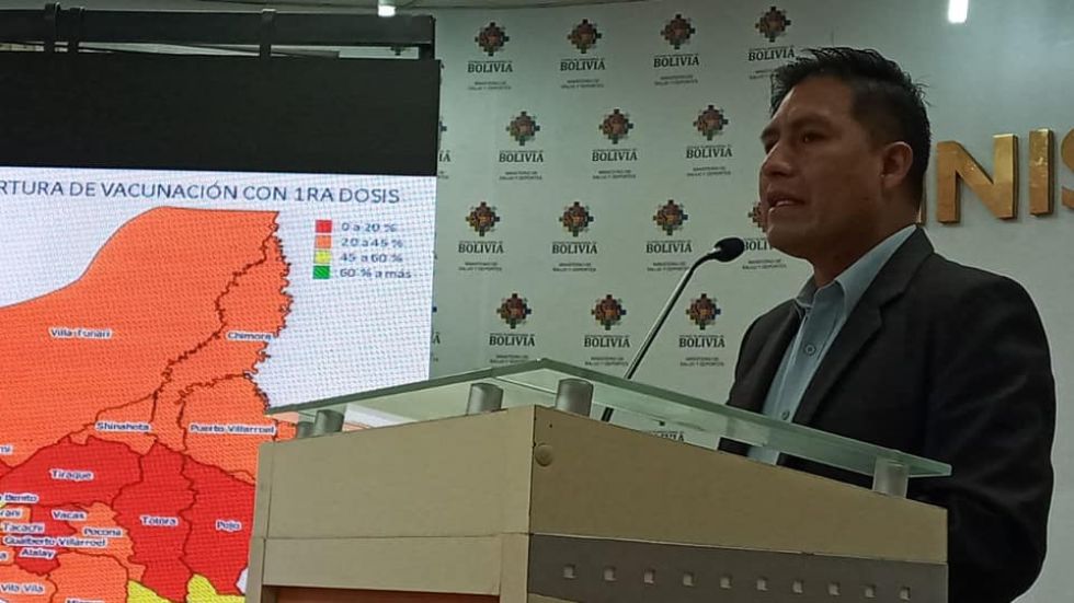 Auza llama ‘agoreros’ a algunos epidemiólogos 