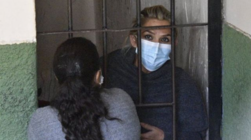 Abogado Quiroz: En estos momentos, la vida de Jeanine Añez en manos del Gobierno corre peligro