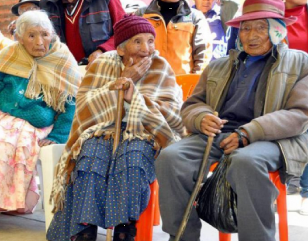 Adultos Mayores: "Queremos que el Gobierno despierte y vea la situación real en que vivimos"