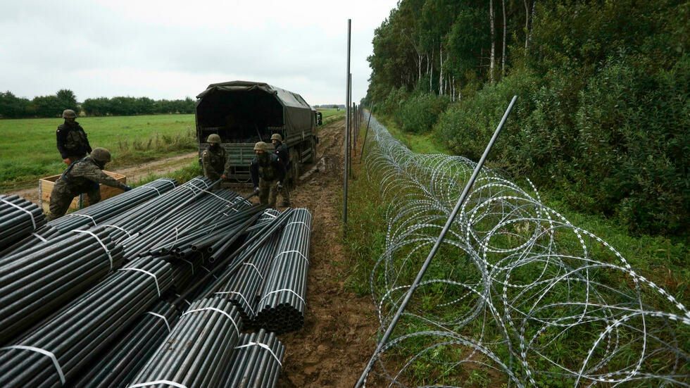 Gobierno conservador en Polonia vuelve a jugar la baza antiinmigración para evitar perder apoyo