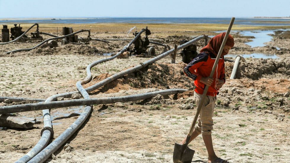 En Siria, sequía y geopolítica amenazan a los ribereños del mítico Éufrates