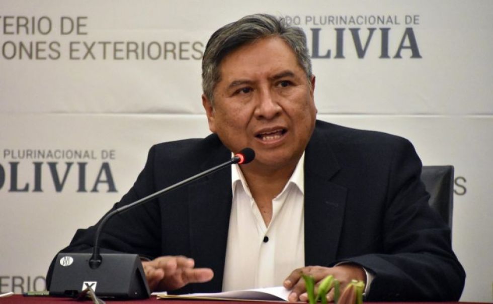 Canciller apunta a medios de comunicación como “actores políticos de oposición”
