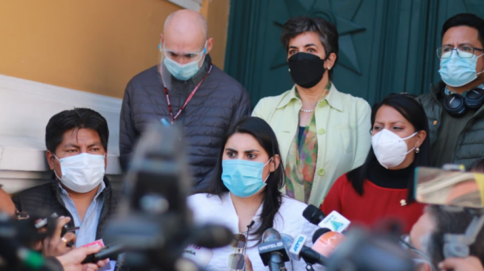 CC afirma que acosan a diputada que denunció intento de soborno; el MAS exige pruebas