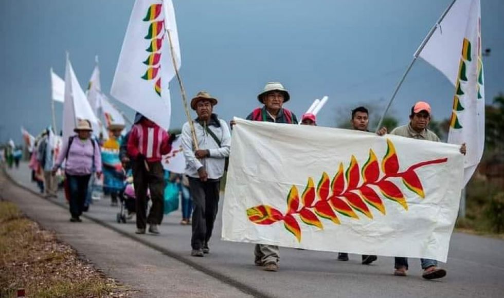 CSUTCB arremete contra marcha indígena; dirigente le responde que no buscan desestabilizar al gobierno