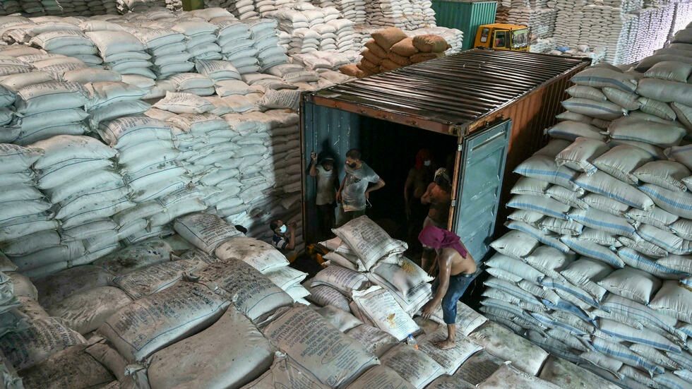 La mitad de la población mundial vive sin protección social, según la OIT