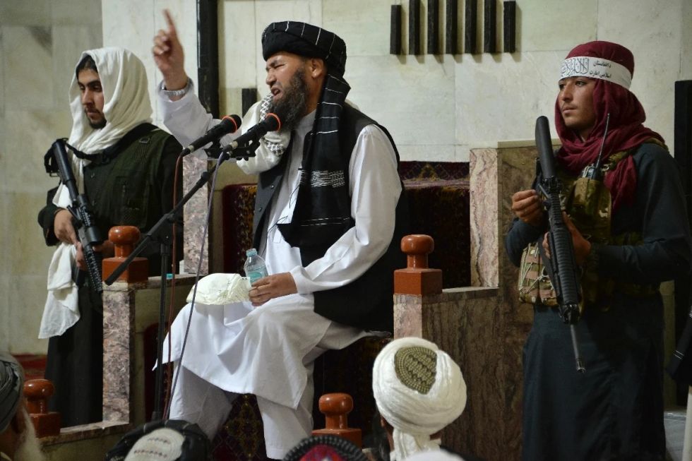 Talibanes preparan nuevo gobierno en Afganistán y los combates se intensifican en Panshir
