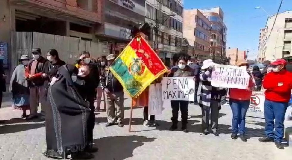 Juez determina enviar a la cárcel a los jóvenes acusados de asesinar a Anakin