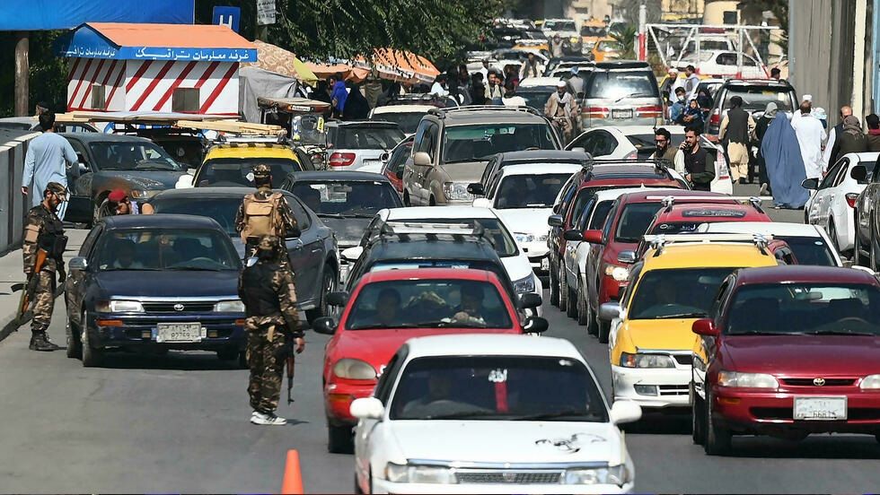 Los talibanes siguen sin nombrar gobierno en Afganistán, donde persisten combates en Panshir