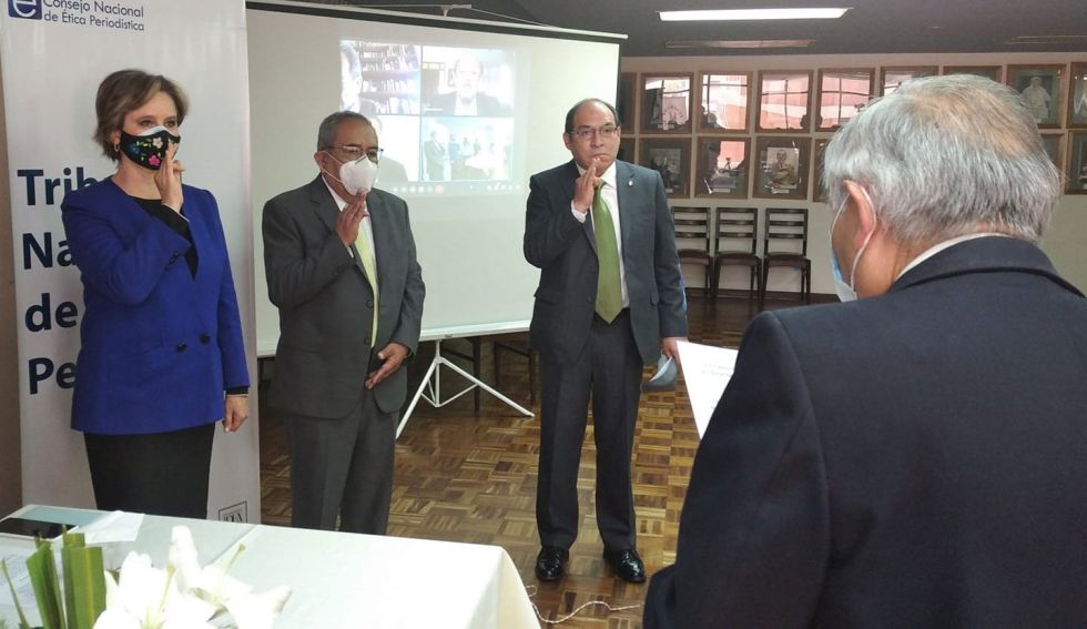 Posesionan a miembros del Tribunal Nacional de Ética Periodística