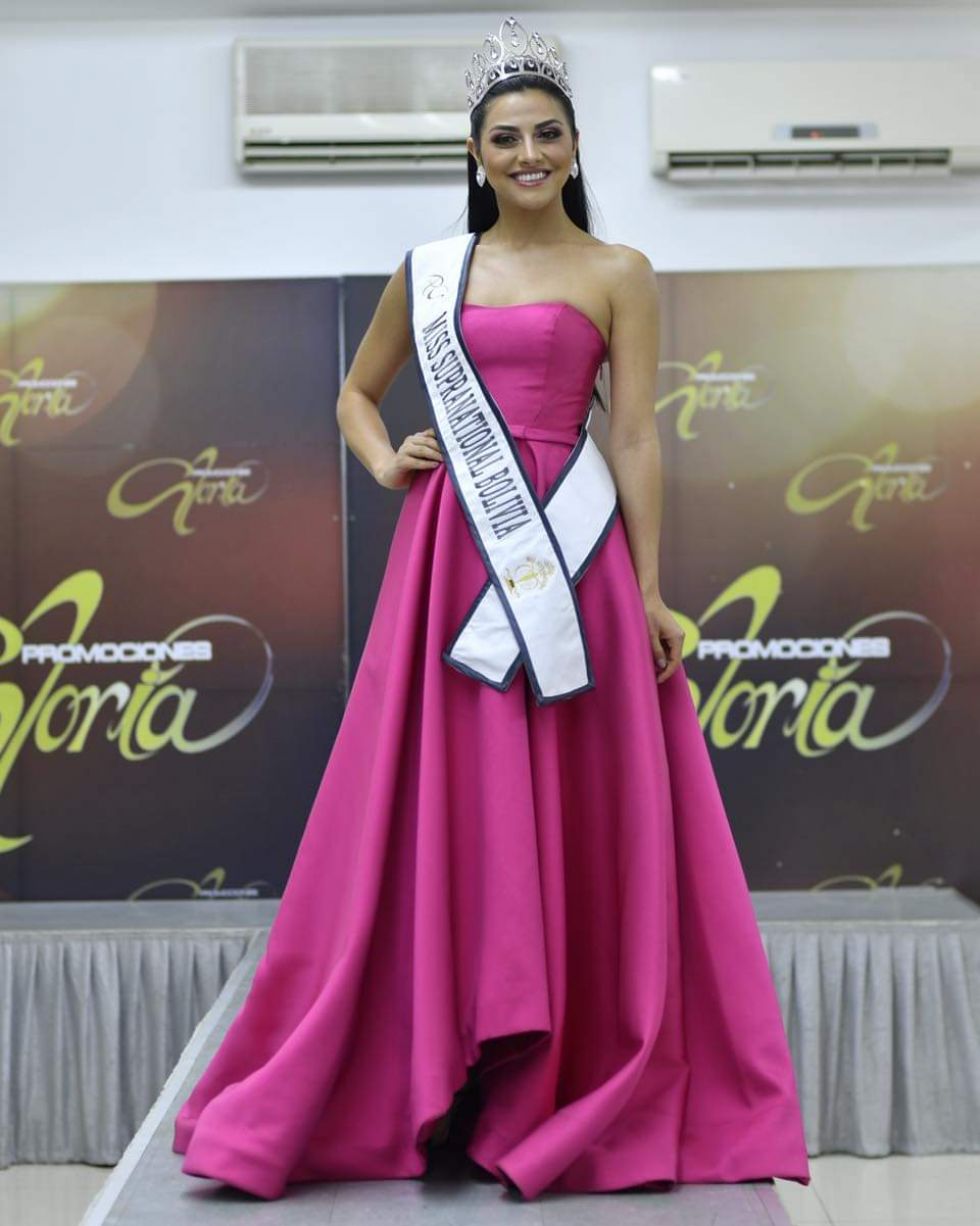 Macarena Castillo logra corona para evento en Polonia