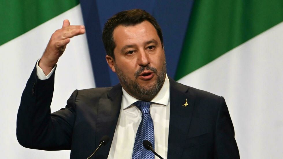 Aplazan para octubre el juicio contra Salvini por bloquear a migrantes en el mar