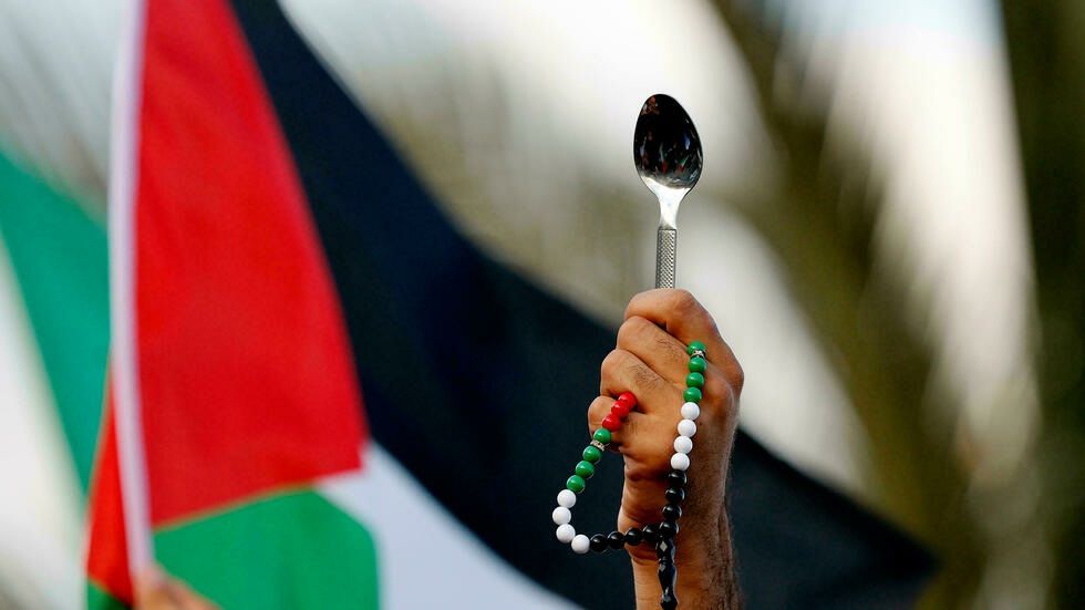 La cuchara, nuevo símbolo de la "liberación" para los palestinos