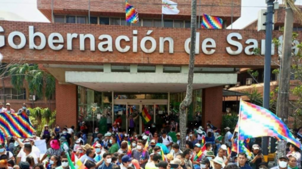 En 48 horas, Fiscalía admite querella del MAS contra Camacho, cívicos y otros por racismo