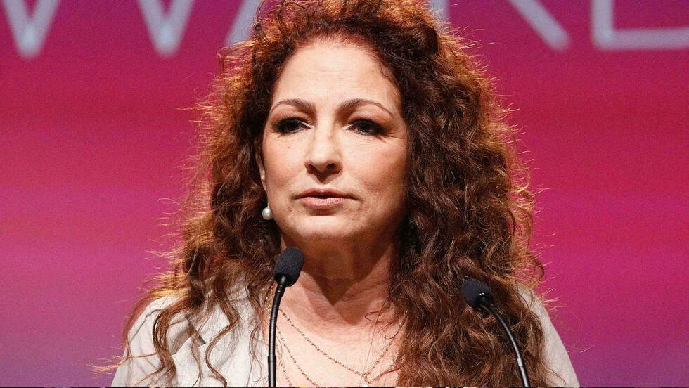 Gloria Estefan revela que fue sexualmente abusada cuando tenía 9 años