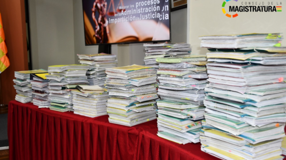 Exfuncionarios devuelven 180 expedientes desaparecidos en el Consejo de la Magistratura