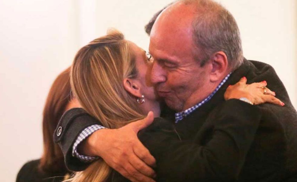 Gobierno pedirá investigar a Añez por obtener créditos con Murillo y Méndez como garantes
