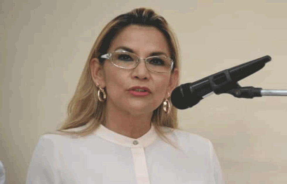 Jeanine Añez es elegida entre las finalistas para el Premio Sájarov