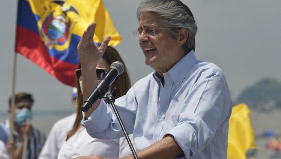 Presidente de Ecuador declara estado de excepción por violencia a causa de narcotráfico