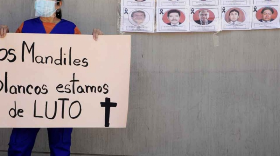 Entre enero de 2020 y mayo de 2021 murieron más de 115.000 trabajadores en salud en el mundo a causa del Covid-19