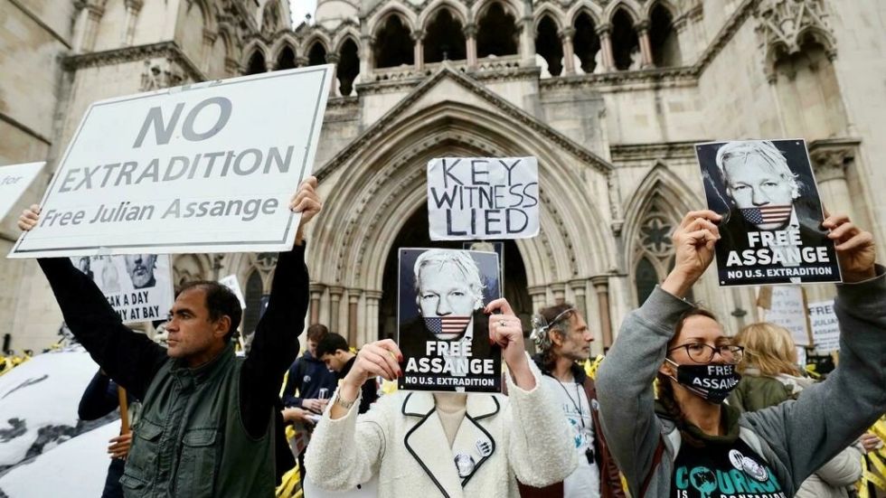 El abogado de Assange insiste en el riesgo de suicidio del fundador de WikiLeaks